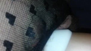 18 yr old Thick girl uses Satifyer pro 2 Shaking orgasm 