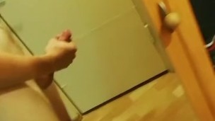 Bust that nut. Masive cumshot 