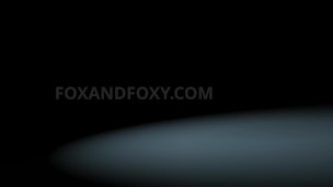 Lesbian pussy play till double squirt on face