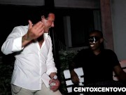 Trombata da un nero e da un manipolo di sconosciuti fans cxc 3/16