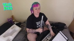 First time Fuck Machine Unboxing cute bbw punk miss vaga