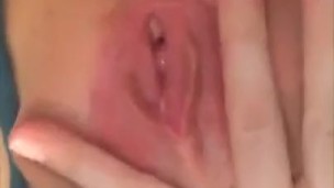 Riley Reid mostra sua buceta maravilhosa e se masturba