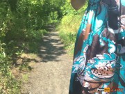 Milf Wanted to Pee for a Walk