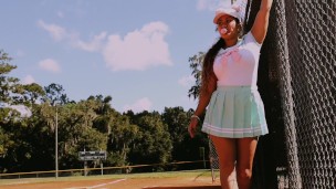 JayLa Dancing In Cage (Google JayLa Inc)