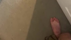 Young Big dick Brit cums 
