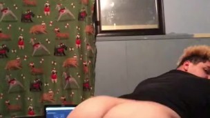 18 yo shaking fat ass