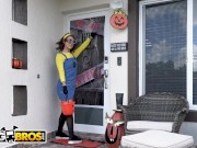 BANGBROS - Where's Bruno's Dick? Inside A Pumpkin, Waiting For Evelin Stone