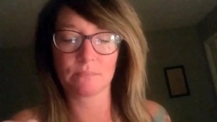 Rancid_daisyx swallows 3 loads from playmate while fiance' is gone