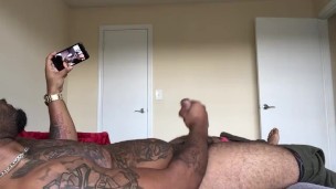 STILL GET THAT GOOD NUT OFF BEFORE WORK!! LOOK ME IN THE EYE WHILE I CUM!!!