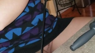 Upskirt no panties doing hair