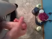 Bathroom masterbation - Screenshot 11 of 16 - Masterbation