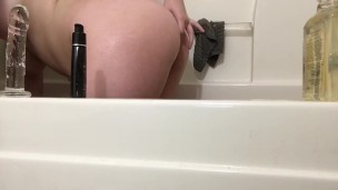 Anal while in the bath
