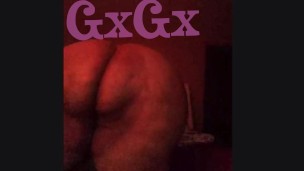 Twerking My Huge Yellow Booty AGAIN!! (GiGi)