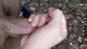 Je me masturbe sur une bonne étudiante