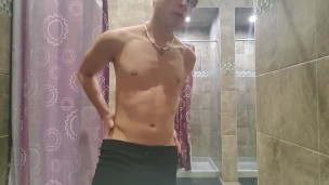 Daniel Hausser naked jerk off in gym showers (public)