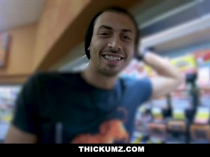 Thickumz- Big Booty Latina Fucks Stranger From Supermarket
