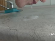 положил член в попку на кухне, пока никого нет 16/16