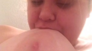 Sucking my own tits