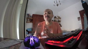Uno scontrino su per il culo: con o senza vasellina?