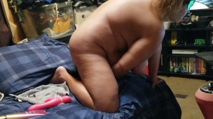 Spying on my wife playing on webcam 