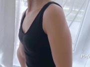 жестко трахнул молодую , сидящую на окне 1/16