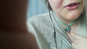 sends daddy video while at work begging him to come home