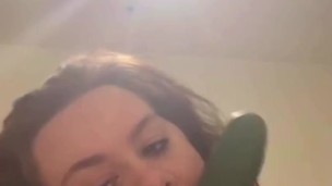 White girl sucks cock and Has an orgasm