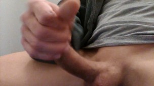 A quick rub looking at your cock, you know who you are ; )