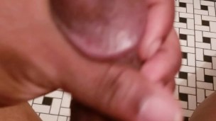 Hot guy jacking off cumming in neighbor bathroom 