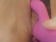 GAPING YOUNG MASTURBATING SEXY WOMAN