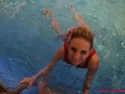 TEENY FICKT IM ÖFFENTLICHEN SCHWIMMBAD - HANNA SECRET 3/16