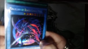 Yugioh Unboxing Gold Sarc MegaTin! God card included?