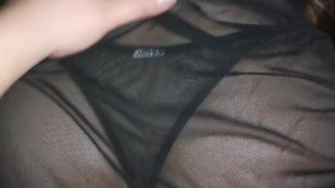 Mi novia se pone calienteen la fiesta me Invita a follar a la Pieza! 
