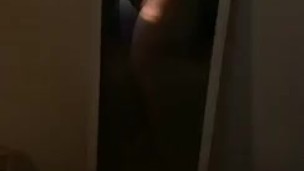 Snapchat Slut shows amazing body in mirror 