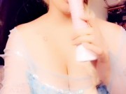 Naughty Elsa - Screenshot 2 of 16 - Dildo