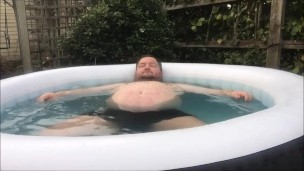 hottub bloat