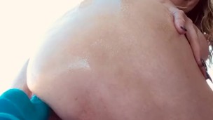 Oiled ass wolf dildo 