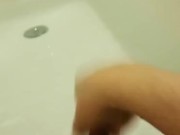 Bathtime fun squirting small milf - Screenshot 15 of 16 - Enjoying Myself
