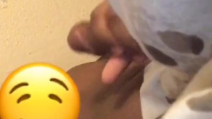 Quick nut before work 