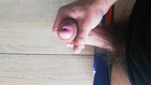 Big white dick cumshot