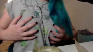 ASMR joint rolling by pear