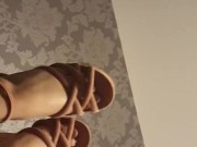 Tiny sexy feet - Screenshot 16 of 16 - HD