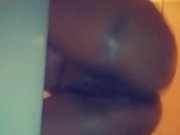 Come fuck me in the shower.
