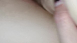 SLOPPY MOANING CLOSE UP PUSSY RUBBING WHILE GETTING ANAL FROM DILDO