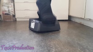 6 inch high heels makes my box flat