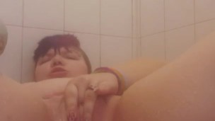 Using the shower massage on my clit