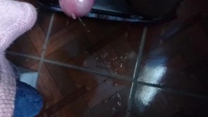 Playing with my Dick, I cum!! 