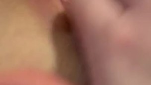CLOSEUP BABE DILDO AND ORGASM SOAKING WET PUSSY