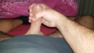 A good wank before bed 