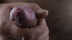Look me in the eye - solo cumshot